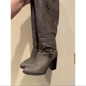 High Heeled Boots with Buckles
